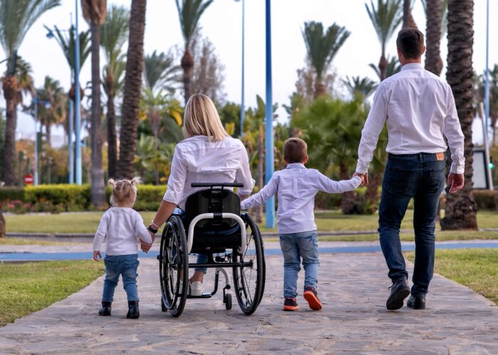 «La Familia 3.0»
