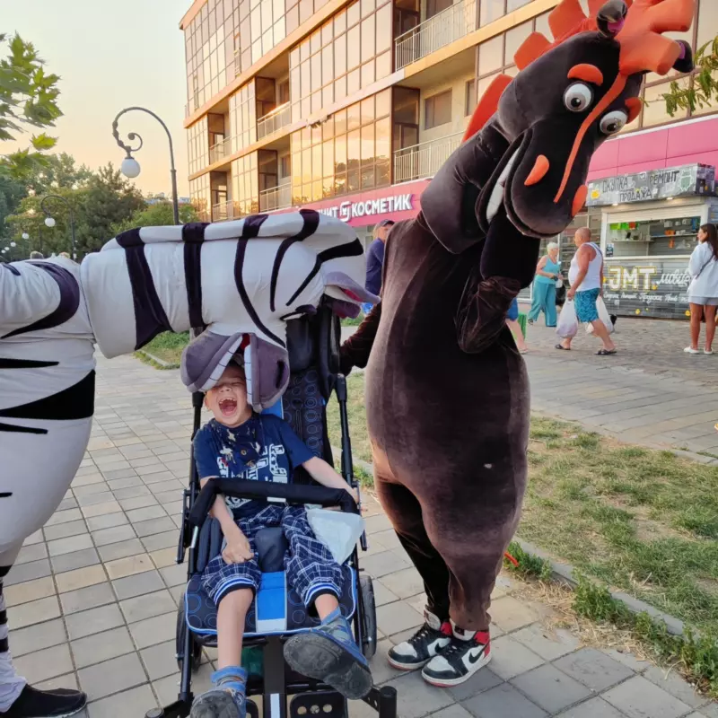 зебра и олень