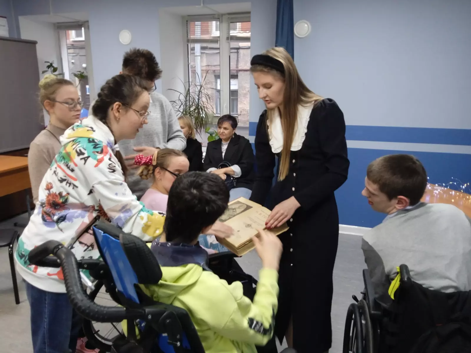 Знакомство с книгой